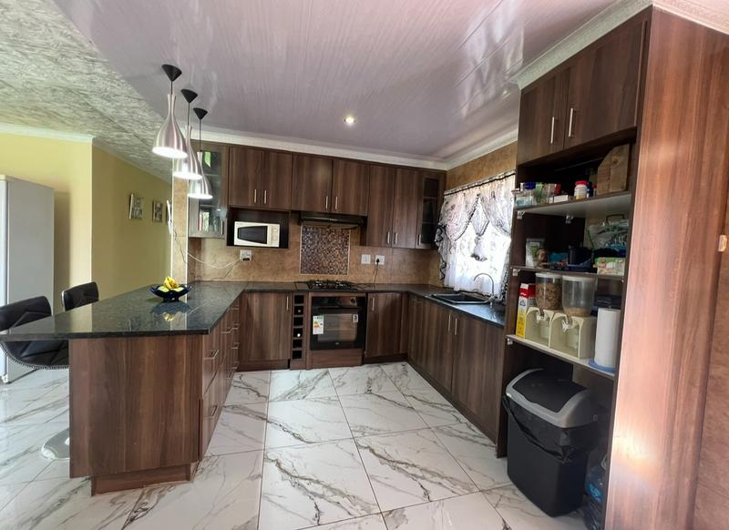 4 Bedroom Property for Sale in Kathu Northern Cape